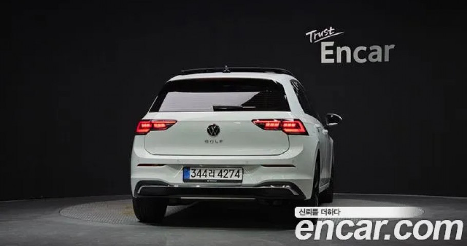 Volkswagen Golf 