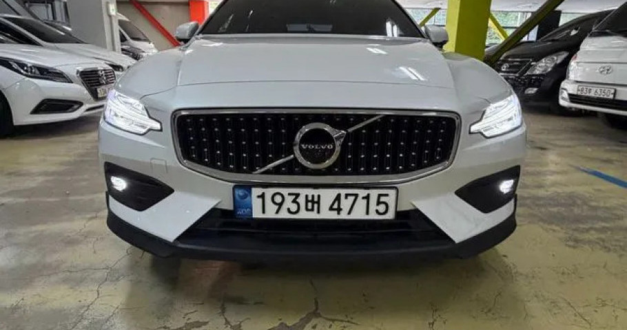 Volvo V60 