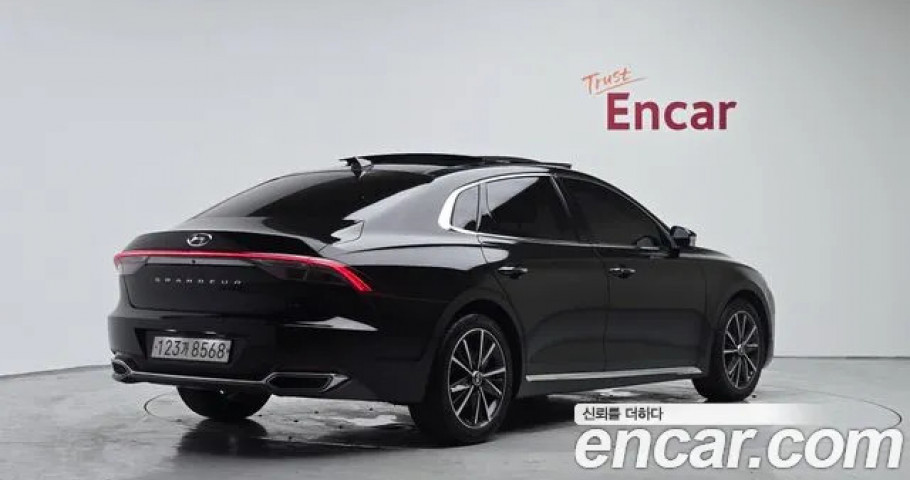 Hyundai Grandeur 
