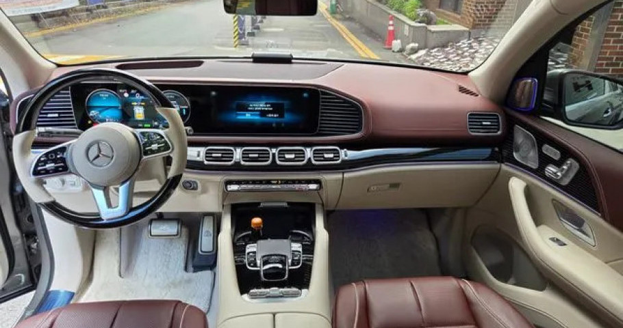 Mercedes-Benz Gls-Class 