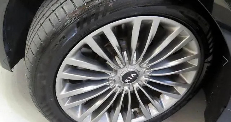 Kia K9 