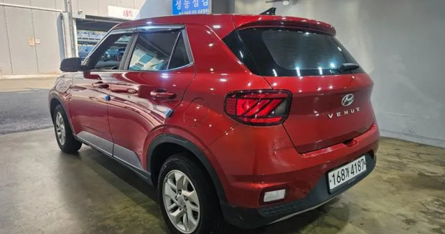 Hyundai Venue 