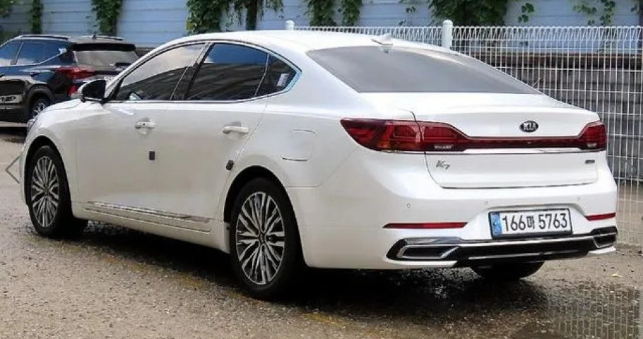 Kia K7 