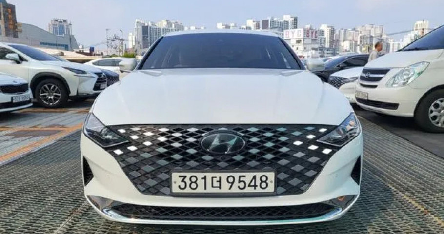 Hyundai Grandeur 