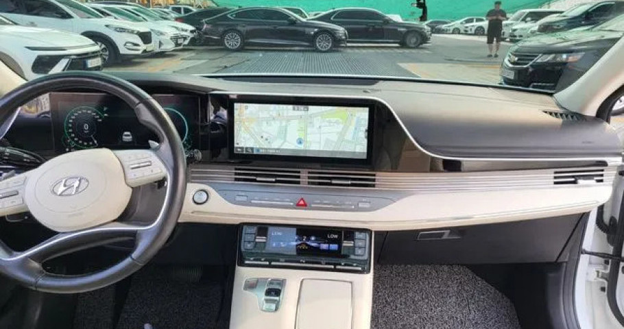 Hyundai Grandeur 