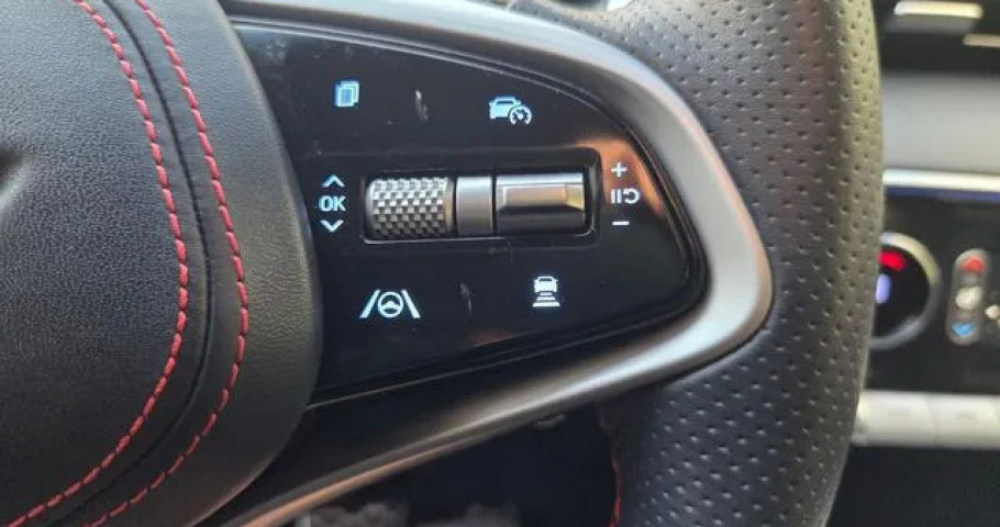 Genesis Gv70 