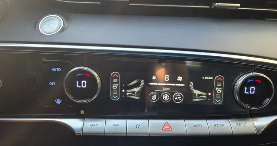 Genesis Gv70 