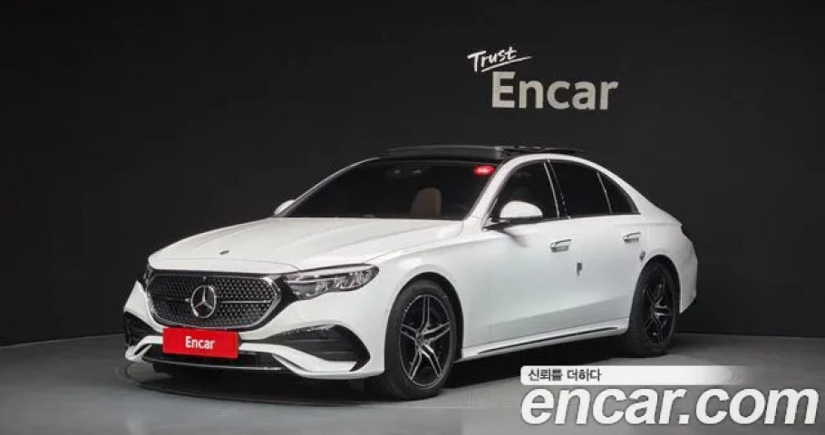 Mercedes-Benz E-Class 