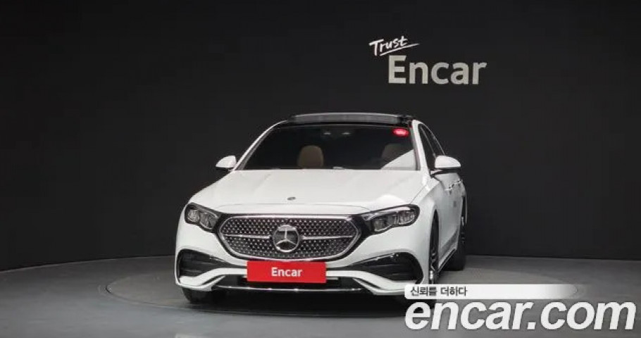 Mercedes-Benz E-Class 