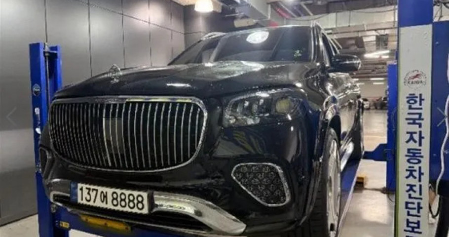 Mercedes-Benz Gls-Class 