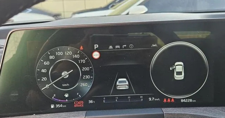 Kia K8 
