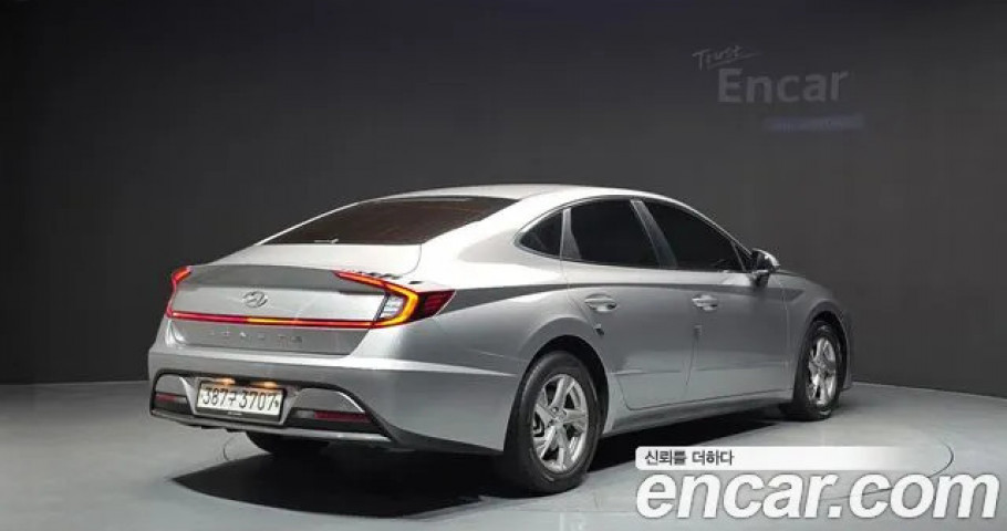 Hyundai Sonata 