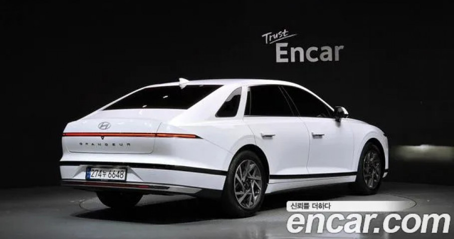 Hyundai Grandeur 