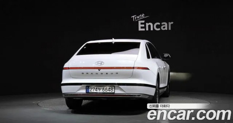 Hyundai Grandeur 