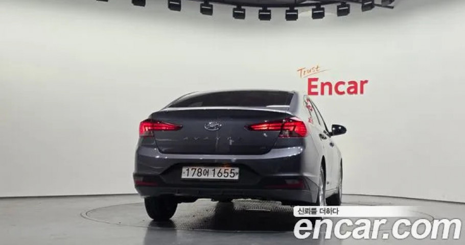 Hyundai Avante (Elantra) 