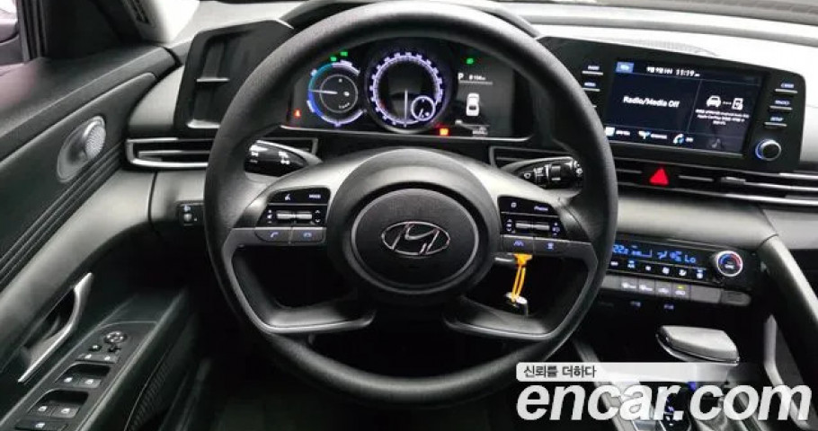 Hyundai Avante (Elantra) 