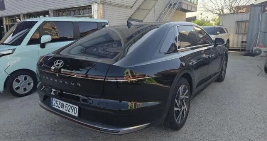 Hyundai Grandeur 