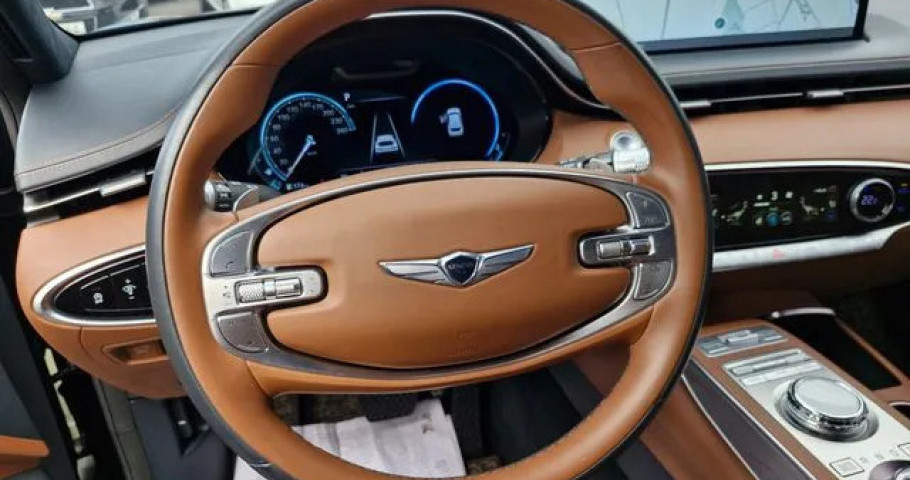 Genesis Gv70 