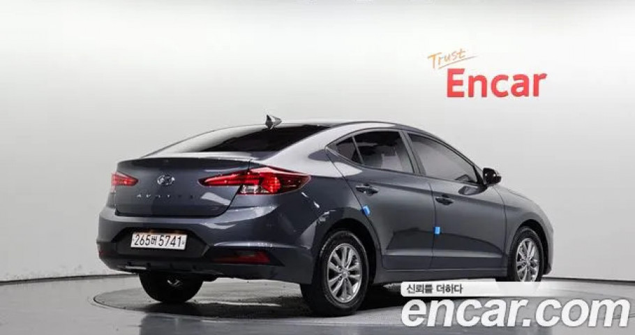 Hyundai Avante (Elantra) 