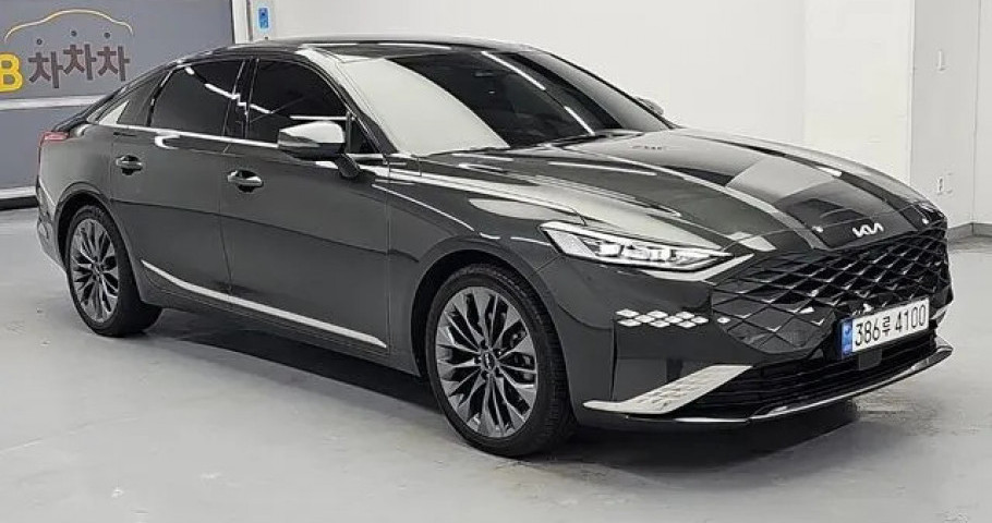 Kia K8 