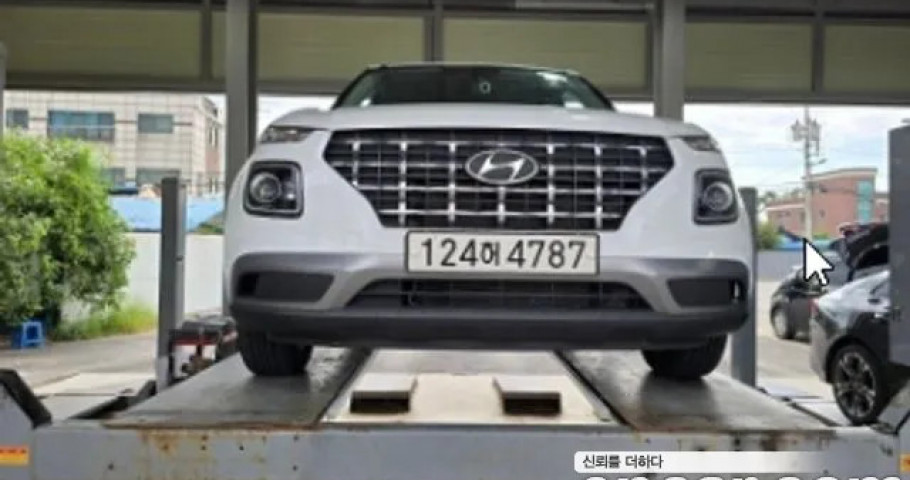 Hyundai Venue 