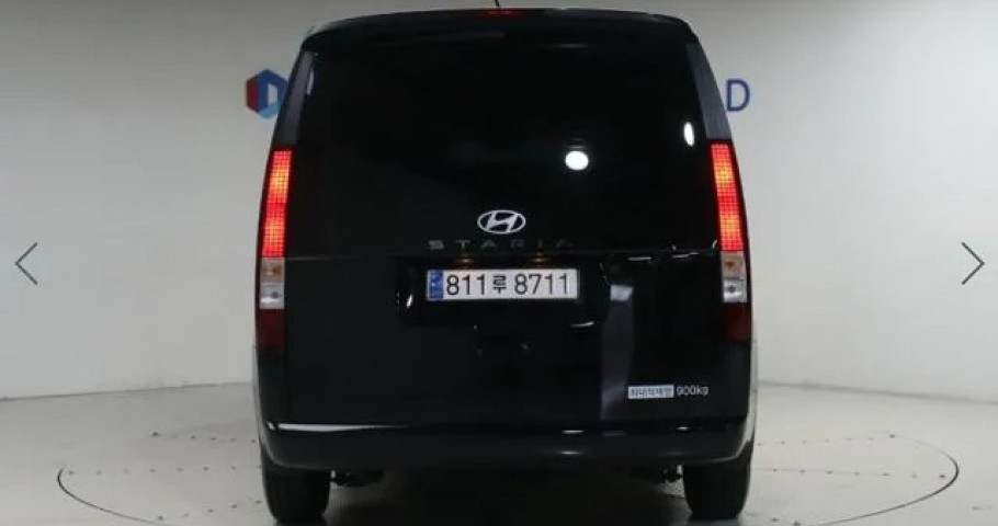 Hyundai Staria 
