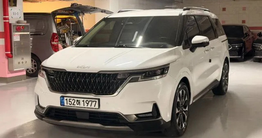 Kia Carnival 