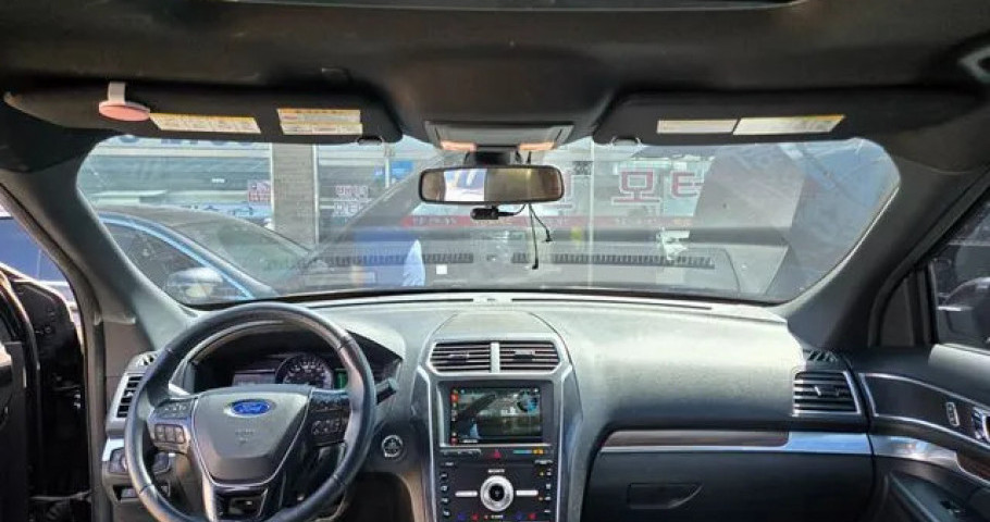 Ford Explorer 