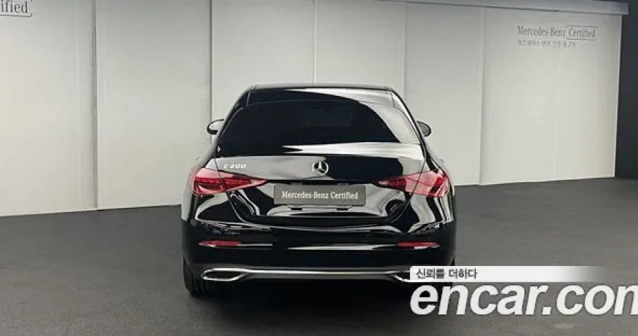 Mercedes-Benz C-Class 
