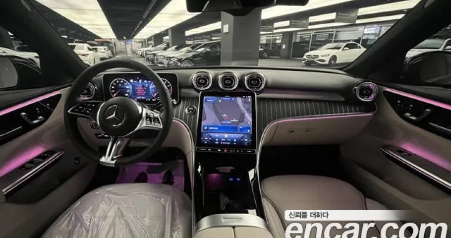Mercedes-Benz C-Class 
