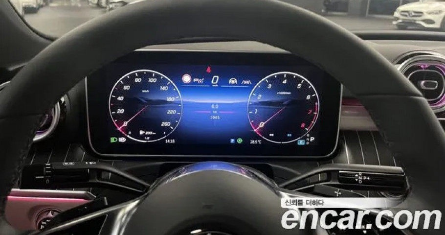 Mercedes-Benz C-Class 
