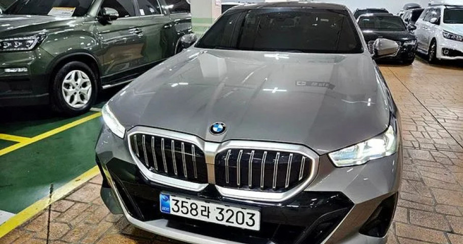 Bmw 5-Series 