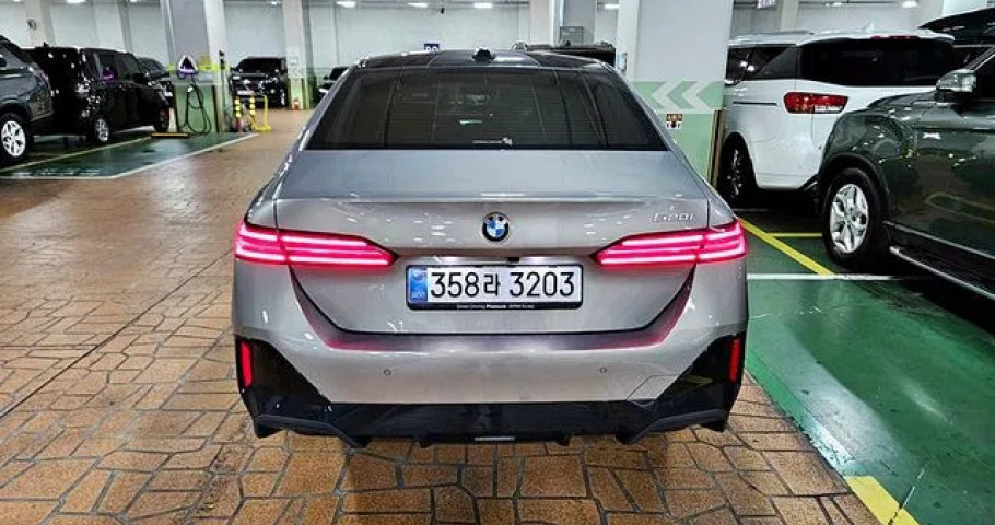 Bmw 5-Series 