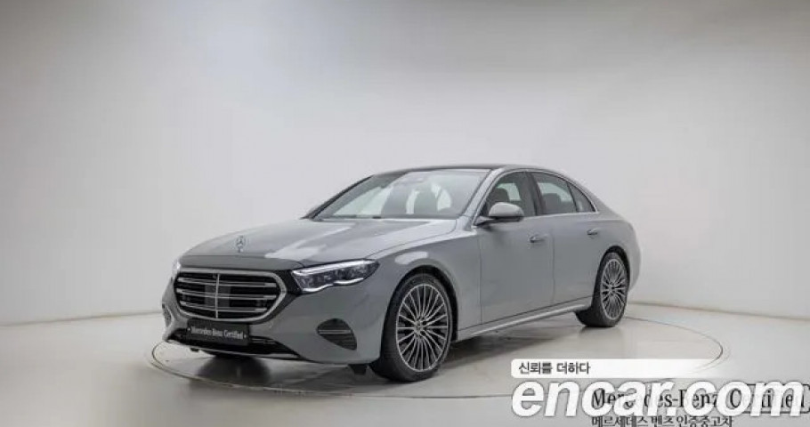 Mercedes-Benz E-Class 