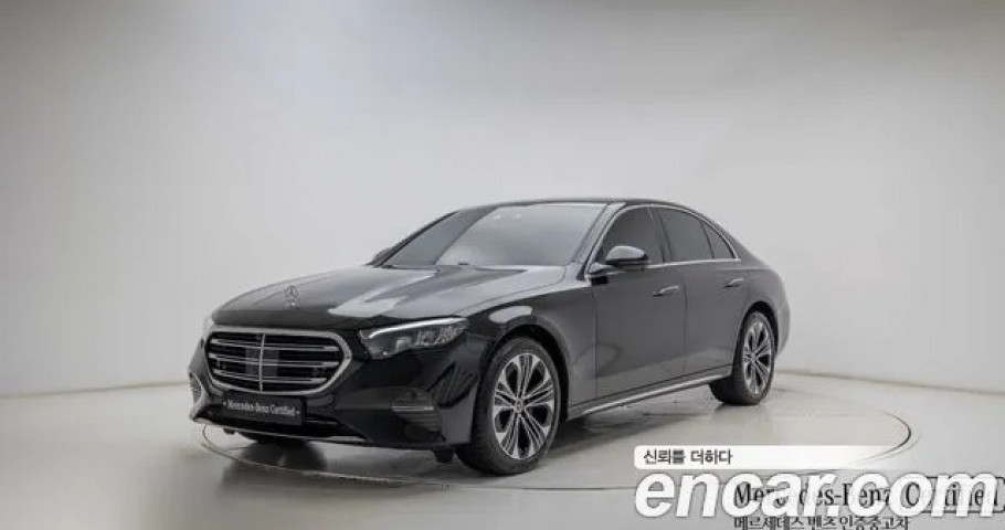 Mercedes-Benz E-Class 
