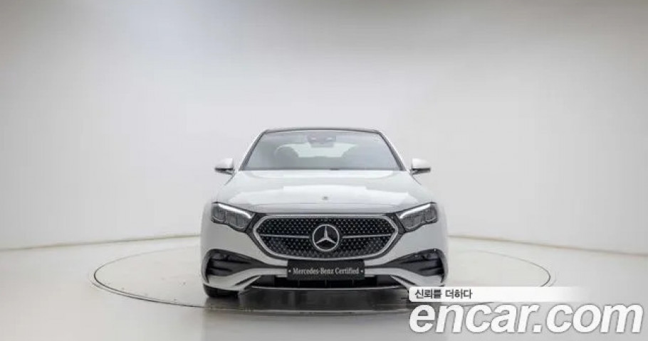 Mercedes-Benz E-Class 