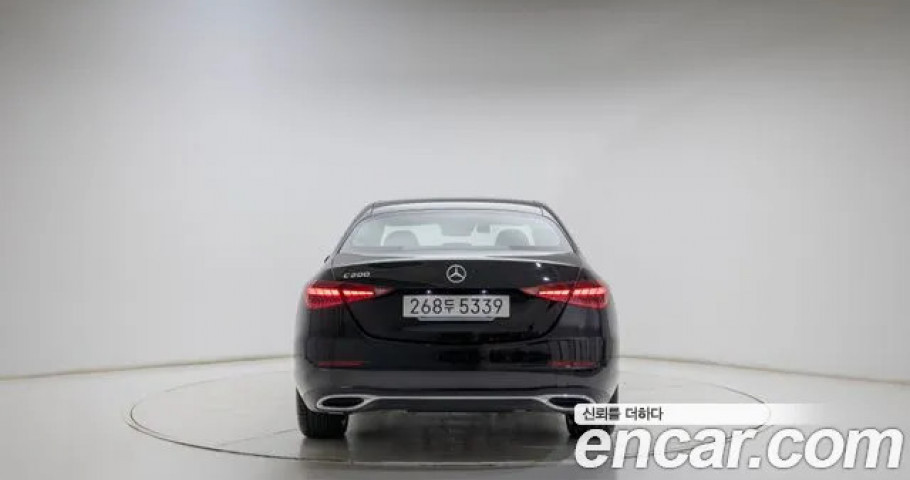 Mercedes-Benz C-Class 