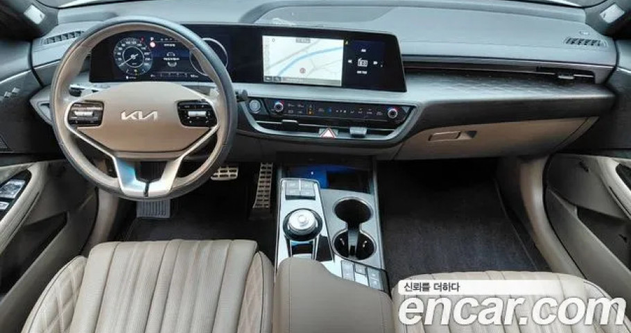 Kia K8 