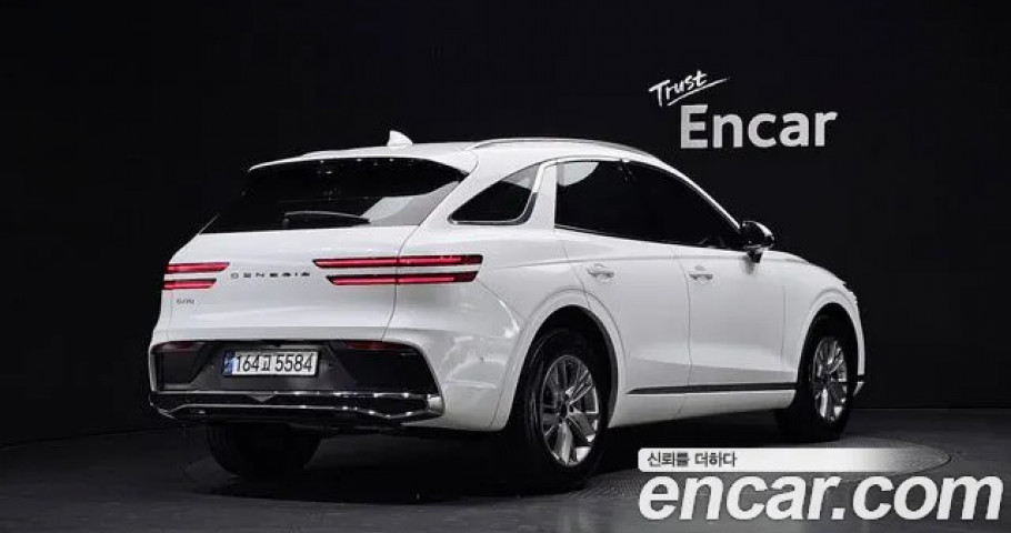 Genesis Gv70 