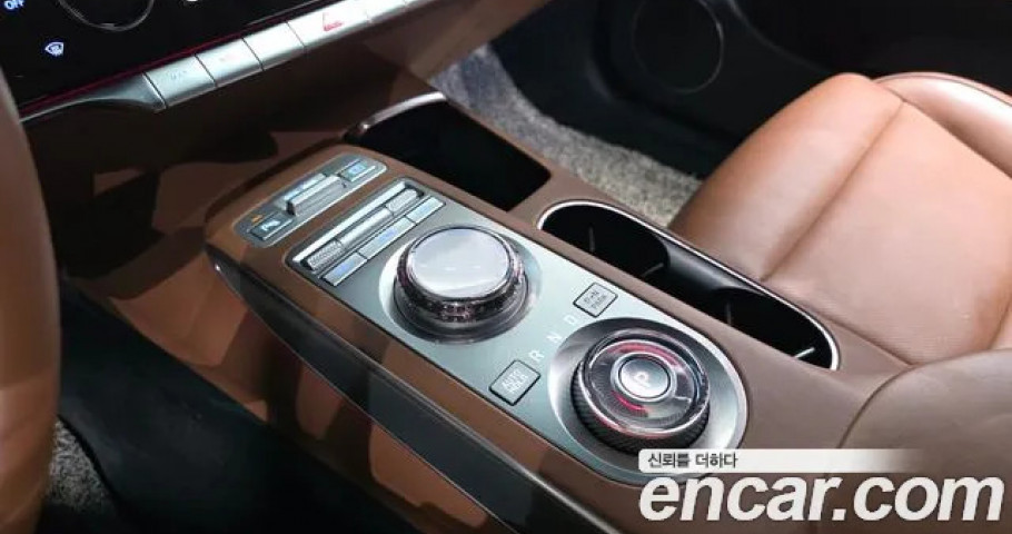 Genesis Gv70 