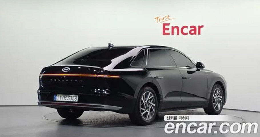 Hyundai Grandeur 