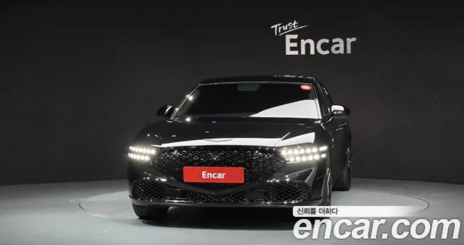 Genesis G90 