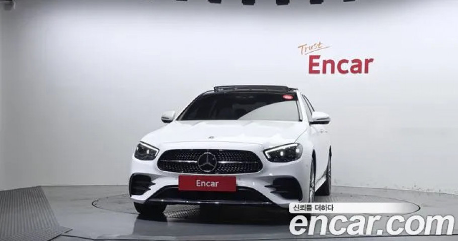 Mercedes-Benz E-Class 