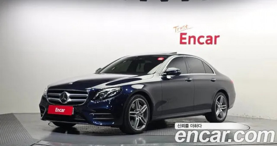 Mercedes-Benz E-Class 