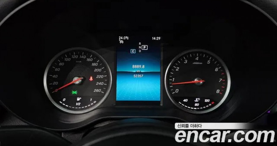 Mercedes-Benz C-Class 