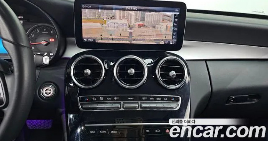 Mercedes-Benz C-Class 