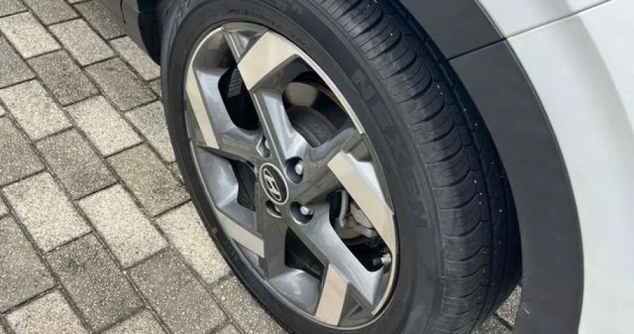 Hyundai Venue 
