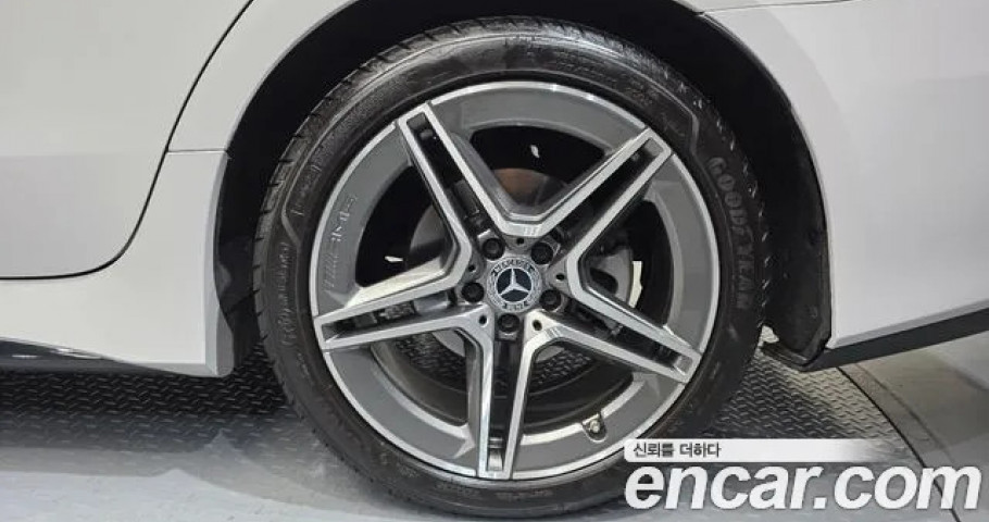 Mercedes-Benz Cls-Class 