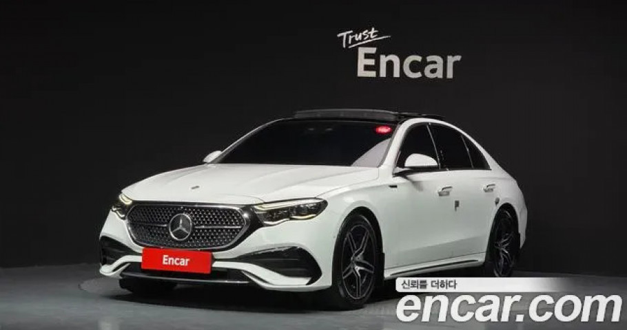 Mercedes-Benz E-Class 