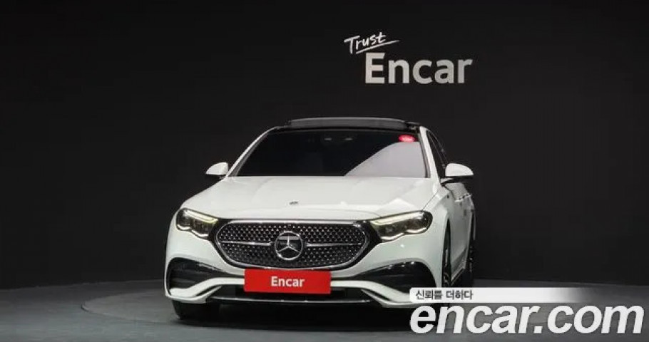 Mercedes-Benz E-Class 